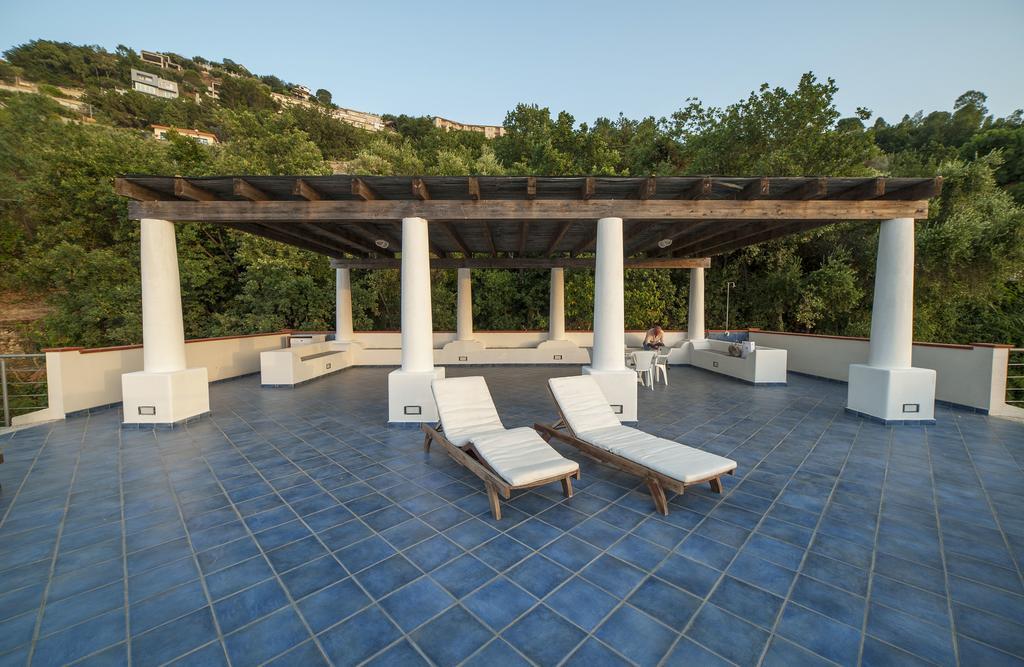 Magico Appartamenti Scafa - Marina Capo dʼOrlando Exterior foto